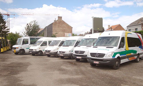 Flotte des minibus voyages peeters